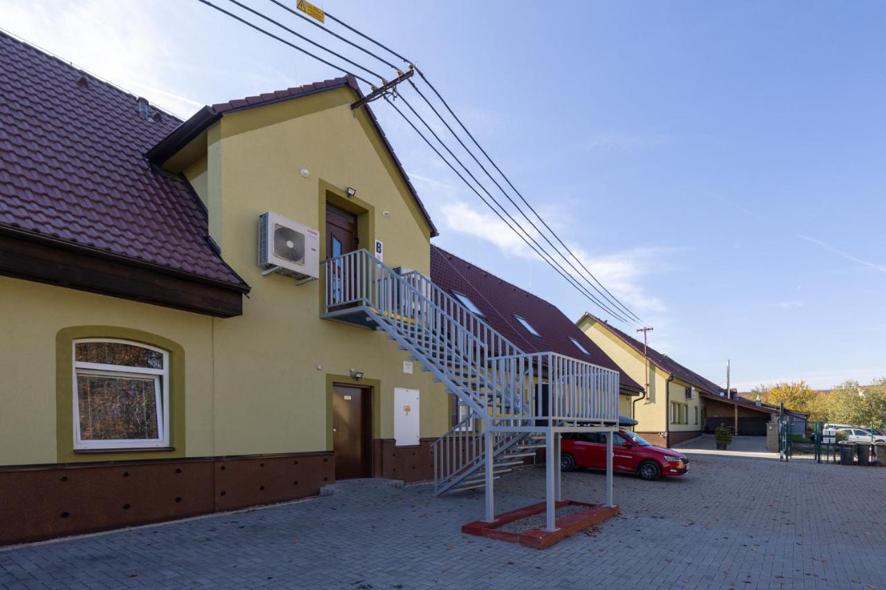 Penzion Rozhovice Dış mekan fotoğraf